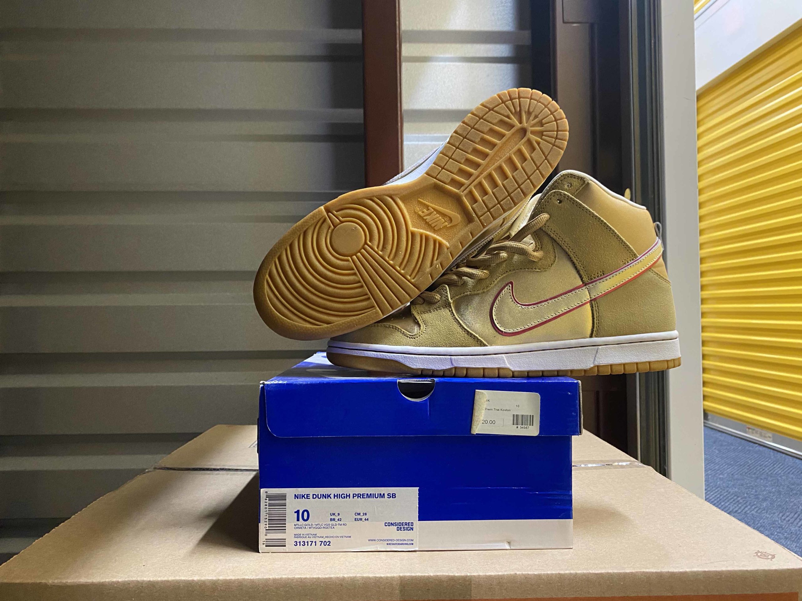 thai temple dunks